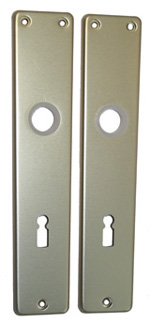 Langschildpaar / Abmessung: 216 x 44/40 mm BB-gelocht / 72 mm / F1-eloxiert / gepresst