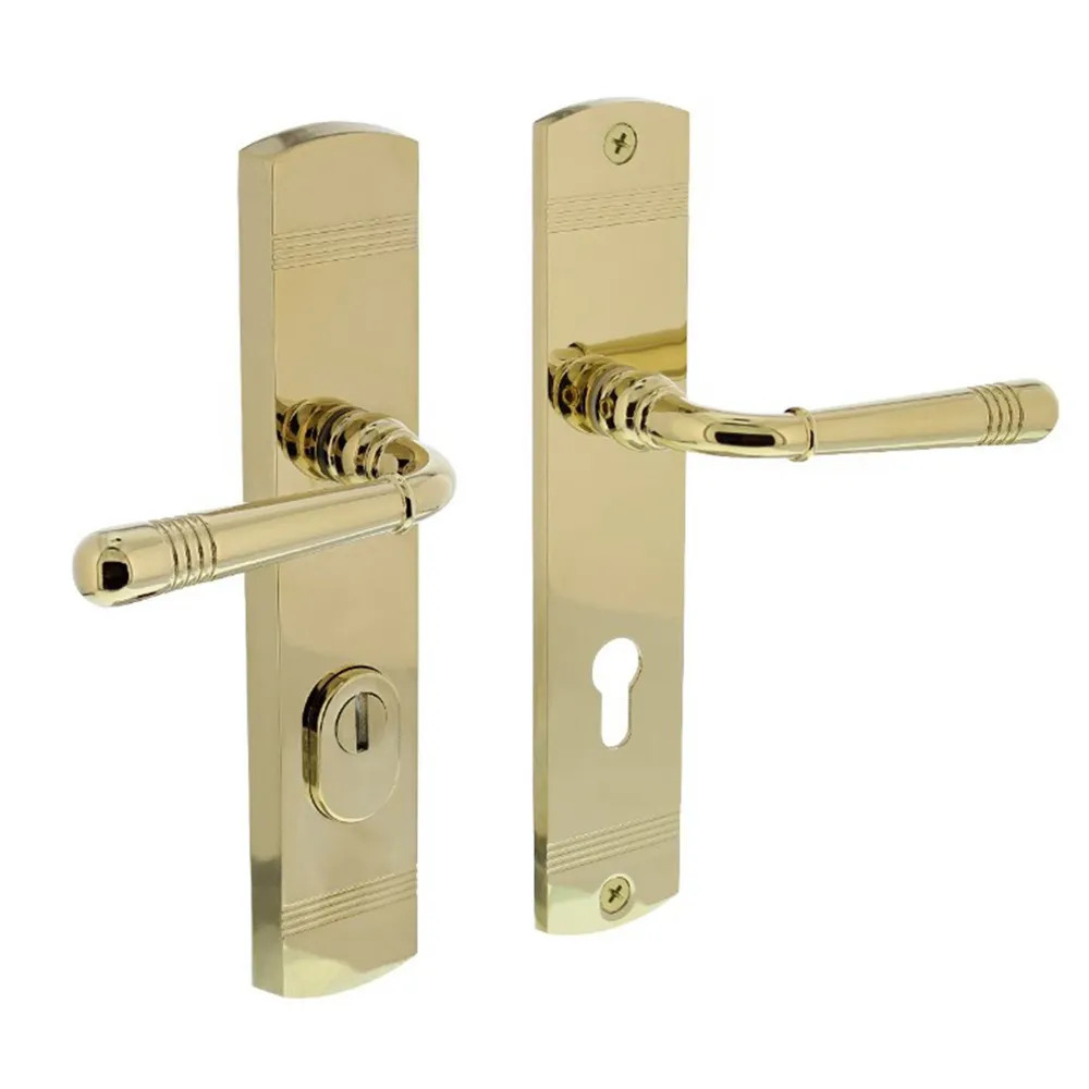 Schutz-Drückergarnitur in Messing poliert (PVD) 8 mm Vierkant / 72mm / PZ-gelocht / Kernziehschutz