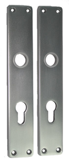 Gegossenes Langschildpaar / Abmessung: 230 x 40 mm Nr. 230/40L / PZ-gelocht / 72 mm / F1-eloxiert