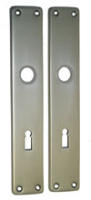 Gegossenes Langschildpaar / Abmessung: 230 x 40 mm Nr. 230/40L / BB-gelocht / 72 mm / F2-eloxiert
