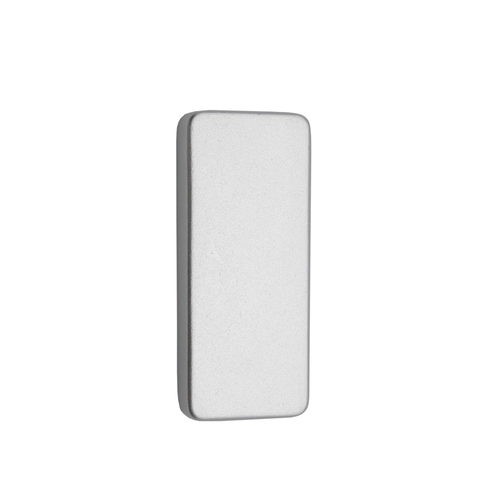 Kleberosette eckig / blind 450 / F1-eloxiert / 7,5 mm stark Kleberosette eckig / blind 450 / F1-eloxiert / 7,5 mm stark